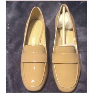 ANTONIO MELANI Glossy Nude Patent Leather Tan Loafers – Women’s Size 8